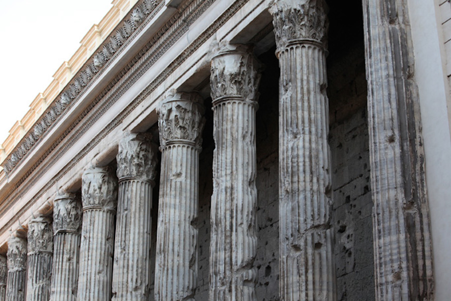 Rome’s Piazza di Pietra and the Temple of Hadrian