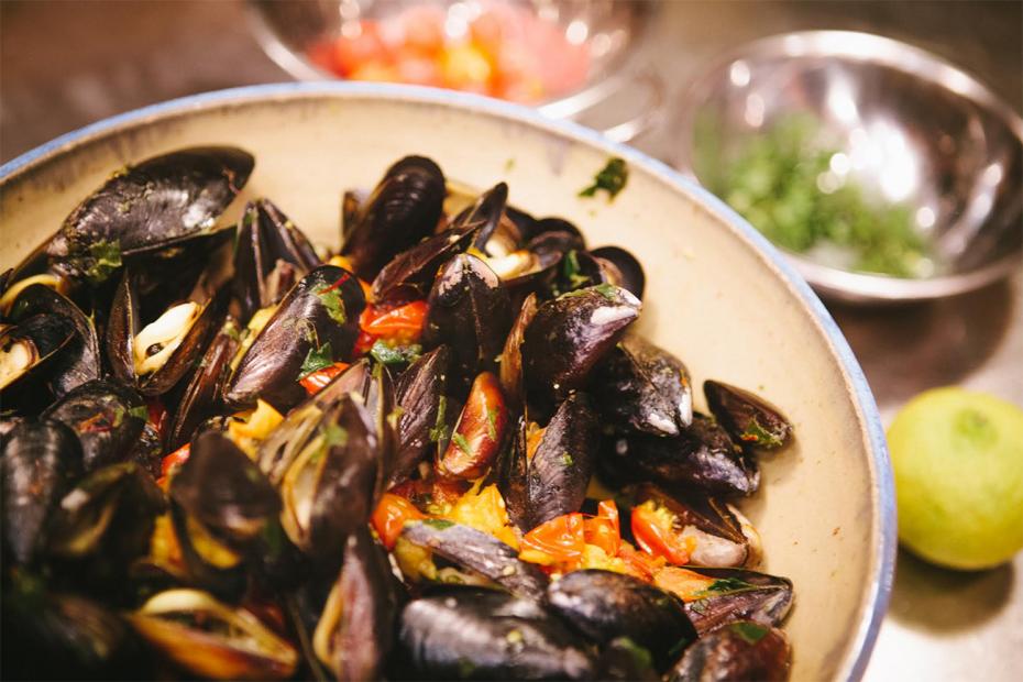 Cozze alla marchigiana. This simple and fast dish is unusual in its use of saffron