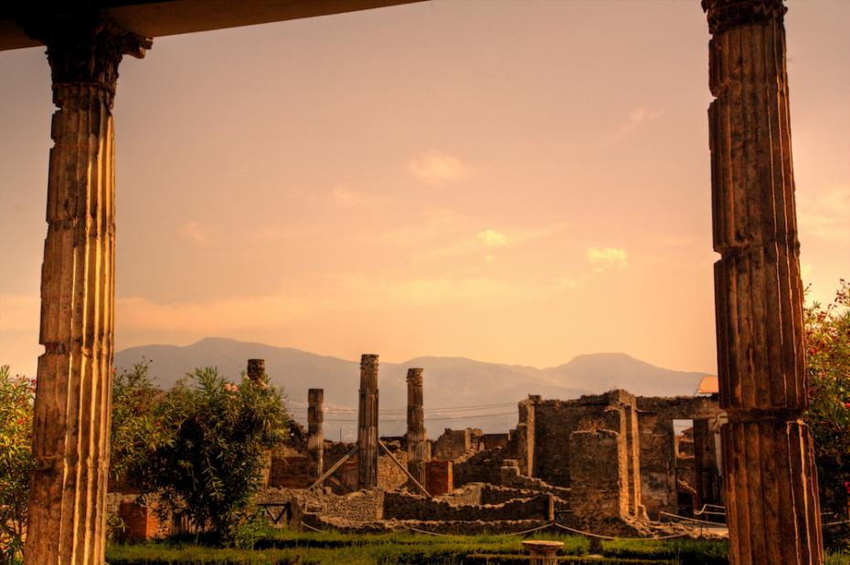 How To Visit Pompeii With A Daily Entrance Bracelet