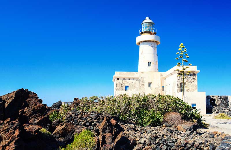 Italy’s lighthouses – new lights for old treasures | L'Italo-Americano