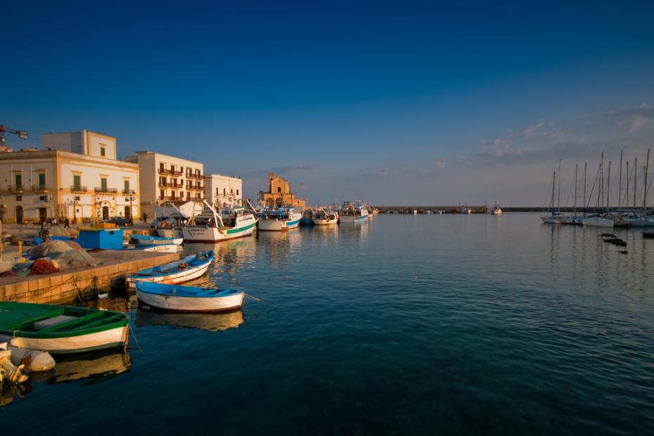 Gallipoli, Puglia’s Scenic Seaside Village