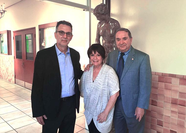 Joe Medeiros (Director), Justine Mestichelli (Producer) and Robert Barbera (Grande Ufficiale and Publisher)