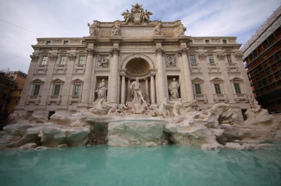 Trevi Fountain turned back on after restoration ended