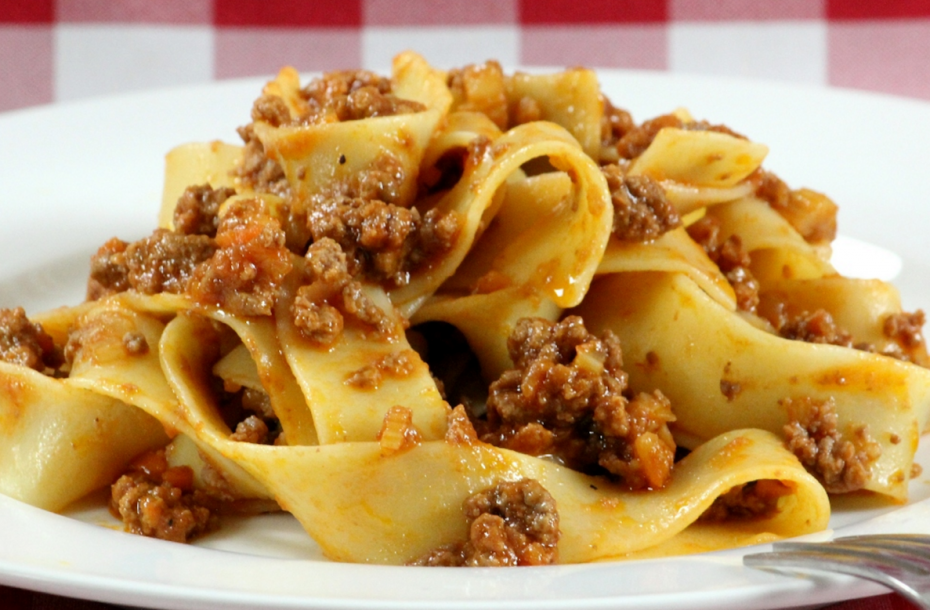 Pappardelle alla Bolognese