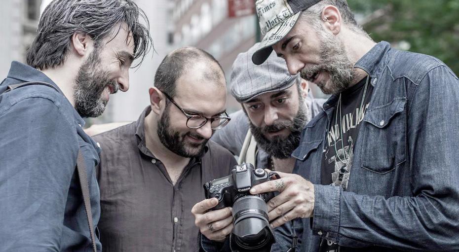 The talented Alexo Vandael, trentino born but New Yorker by adoption showing his photos during a photo shoot