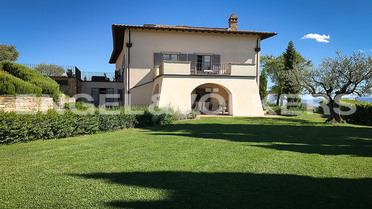 Luxury Villa In The Heart Of Umbria 7919