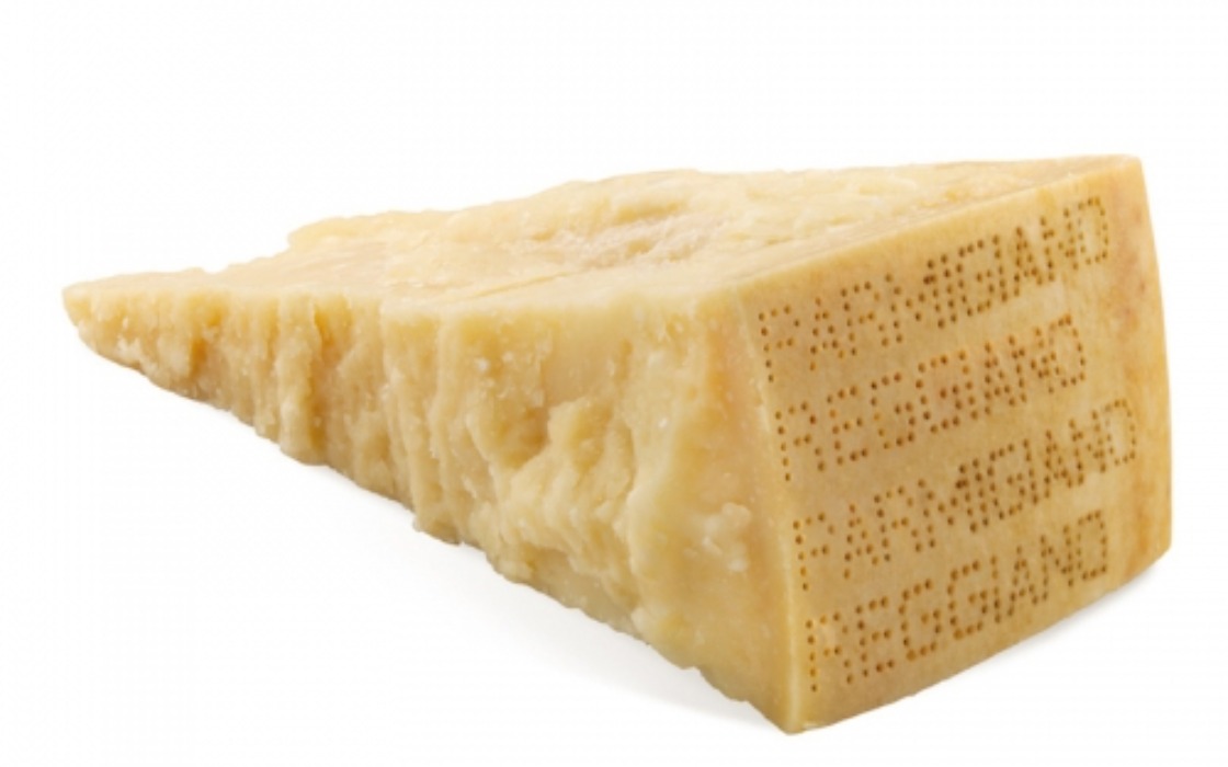 Casale di Parma: Parmigiano Reggiano 36 months 1/2 wheel